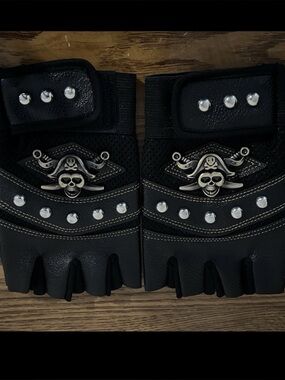 Men's Black Skull & Crossbones Biker Gloves - Unbranded